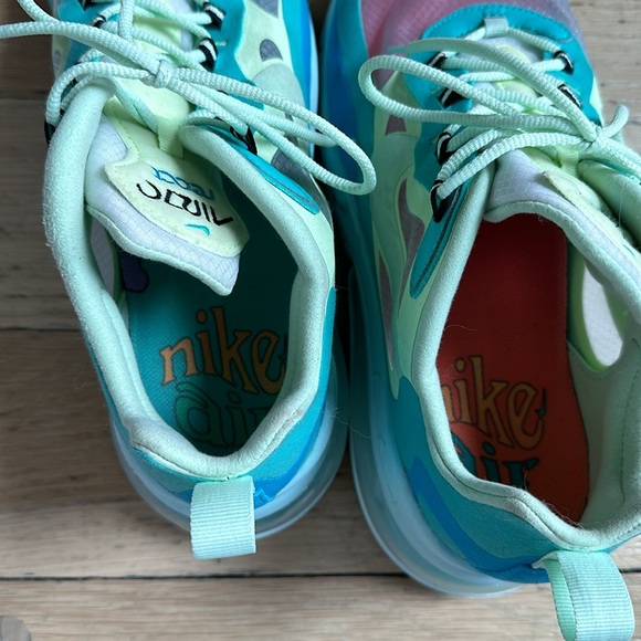 Nike shoes - Picture 7 of 7